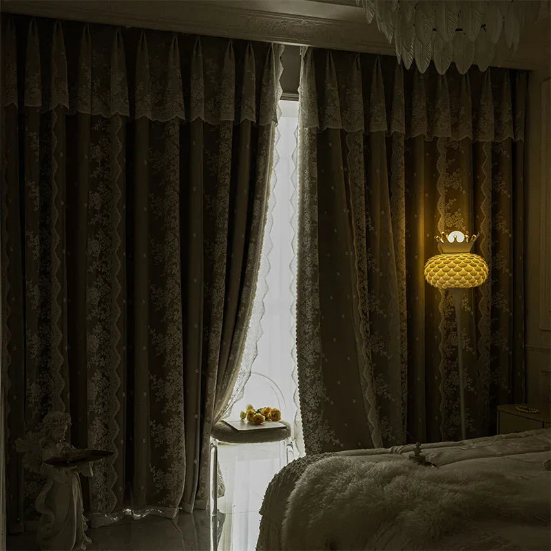 rideau occultant beige broderie florale dentelle élégant classique salon chambre