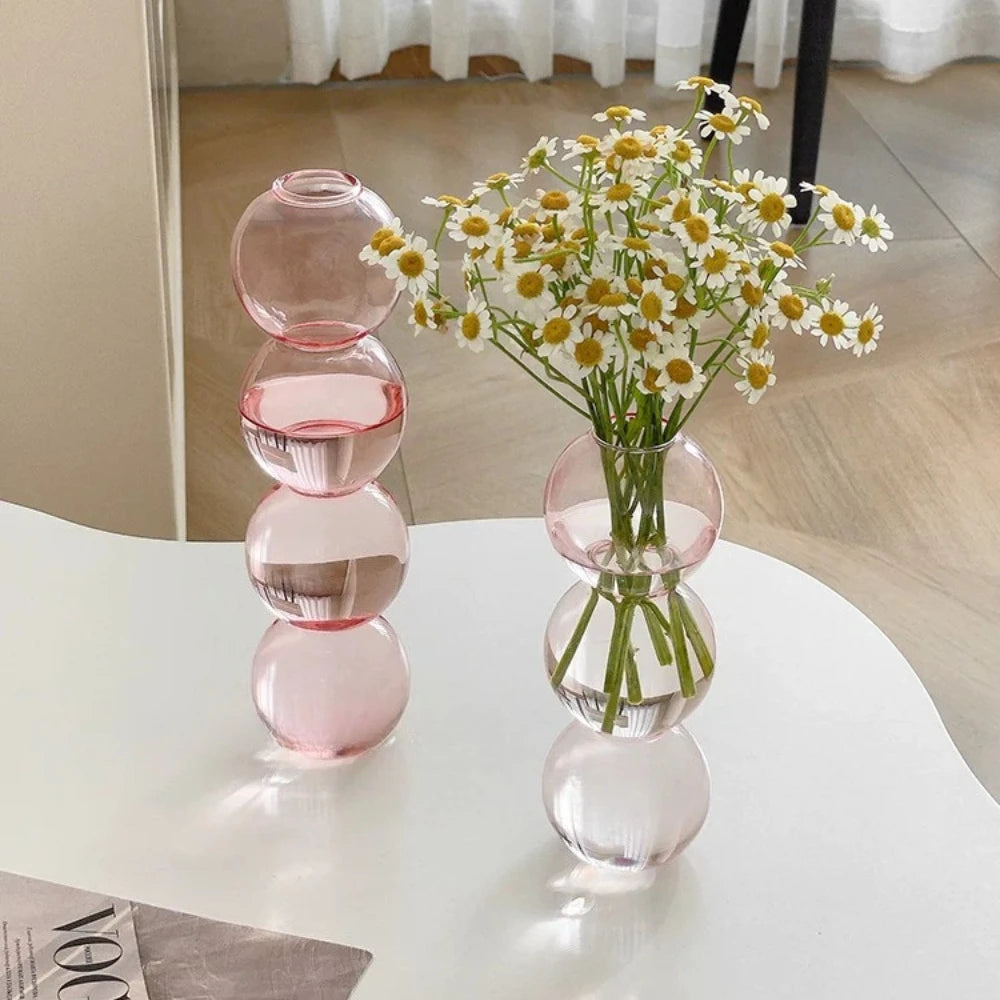 vase verre transparent boule sphères empilées décoration moderne minimaliste fleurs maison
