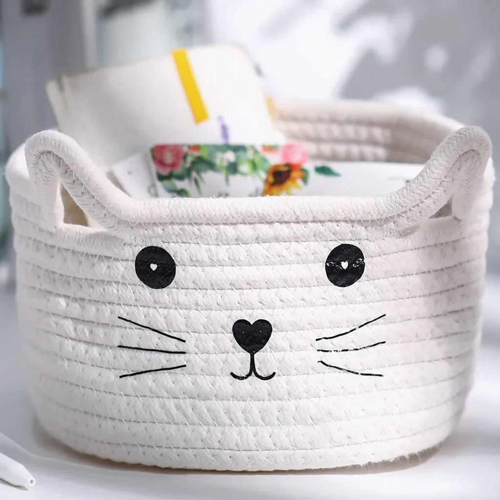 panier tissé rose blanc beiges motifs chats poignées rangement moderne