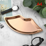 plateau bijoux moderne or argent cuivre bague parfum montre lunettes élégant rangement iridescent