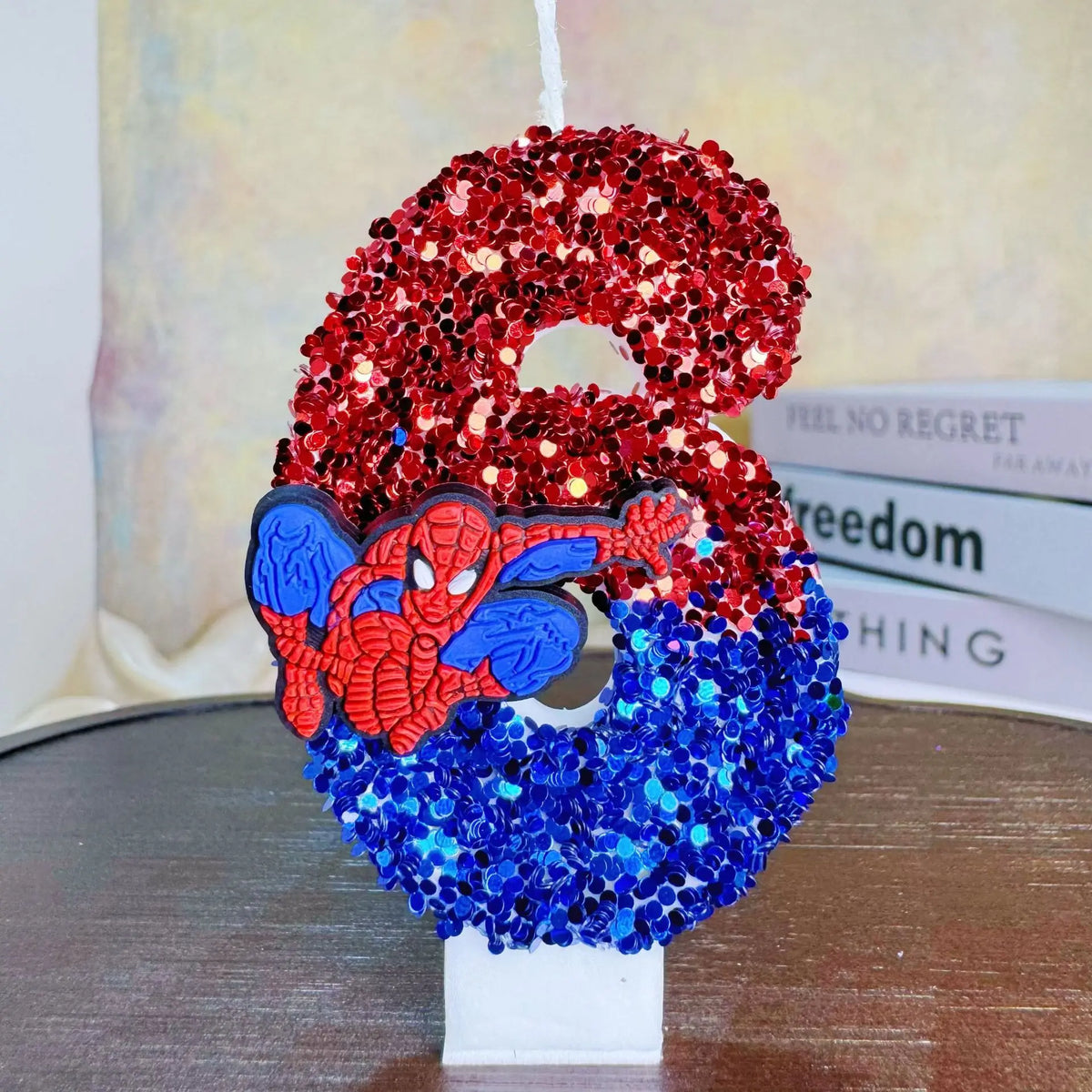 bougies décoratives anniversaire spiderman sequins brillants rouge bleu noir decoration gâteau fête thème
