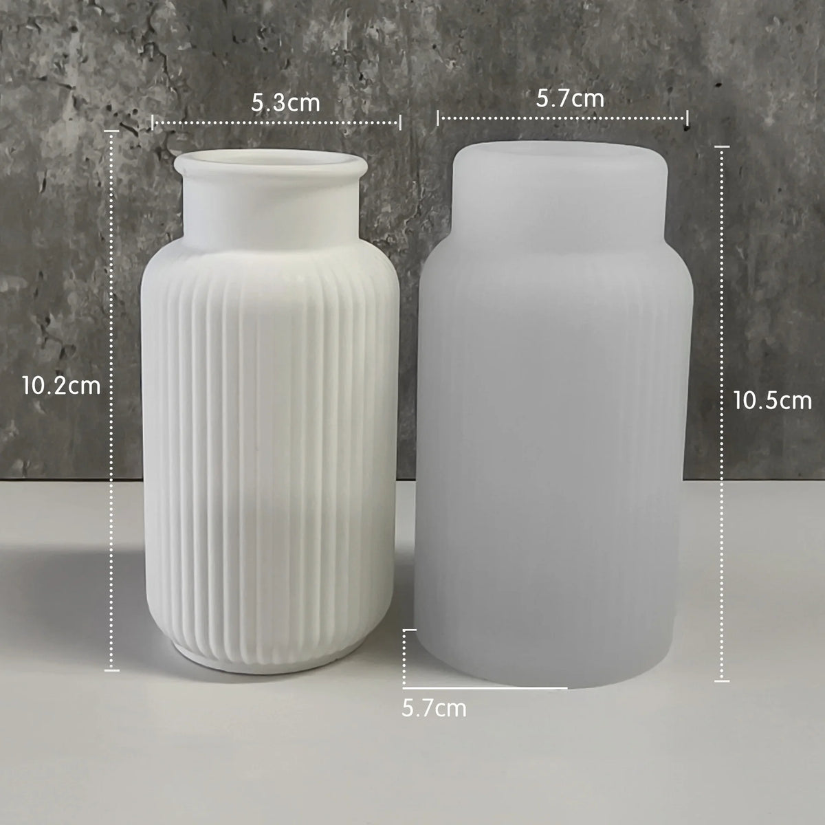 vases silicone blancs rayures verticales modernes décoration bricolage artisanal maison