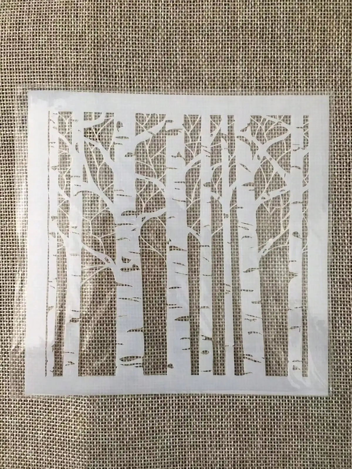 pochoirs stencil forêt bouleaux blanc artisanal décoration peinture murale scrapbook coloriage gaufrage album