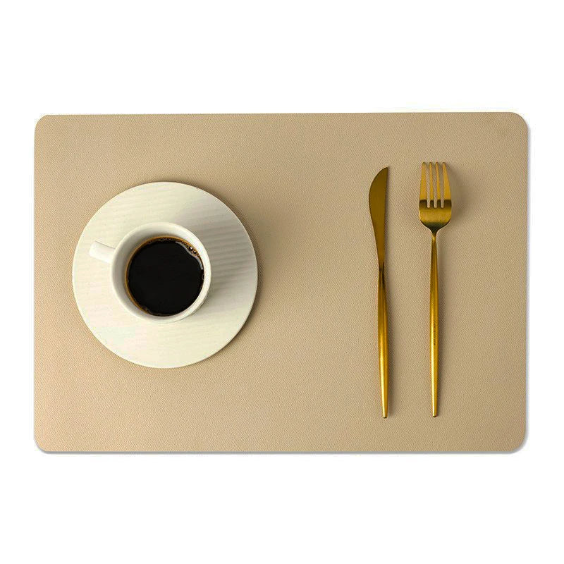 serviettes table moderne bleu marine vert foncé texture cuir minimaliste respectueux environnement opaques