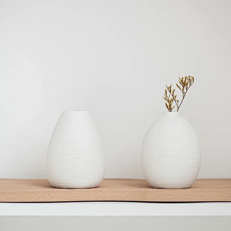 vase céramique blanc minimaliste ligne horizontale décoration intérieur table simpleOpaque