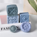 moules savon silicone motifs floraux vintage bleu clair blanc détaillés artisanauxDecorationChocolat