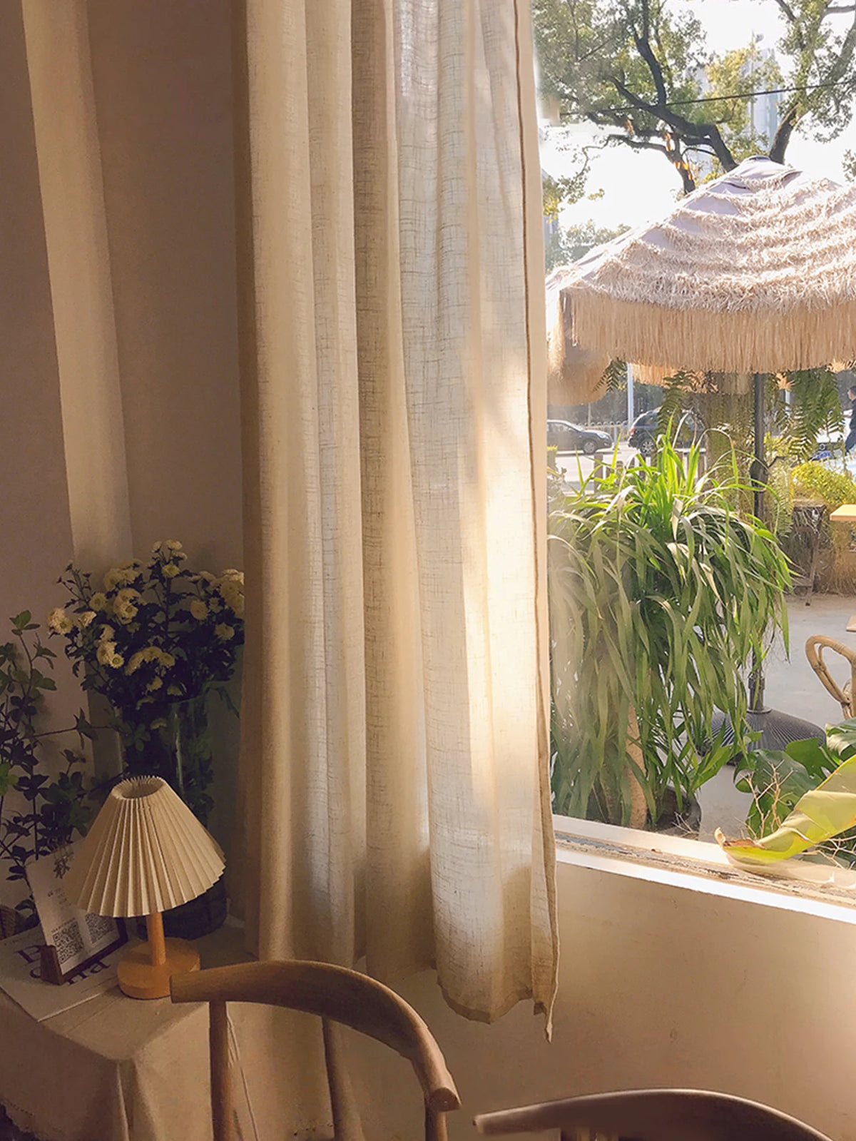 rideau moderne semi transparent polyester texture lin beige clair balcon chambre coucherextérieur