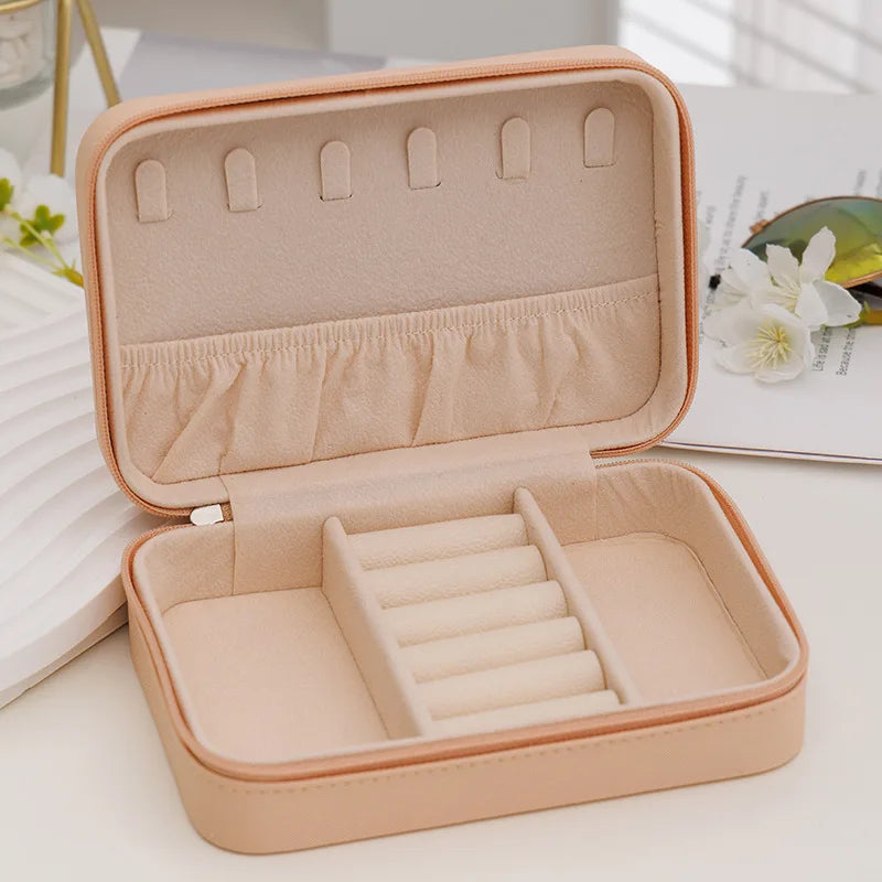boîte rangement bijoux simili cuir vert foncé blanc noir moderne poignées dorées grille tailles