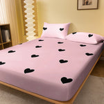 drap plat rose clair motif coeurs noirs moderne literie taille 120x200cm polyester