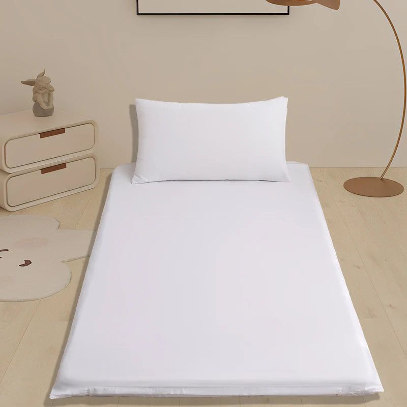protège matelas blanc anti acariens zippé anti bactéries perméable l'air polyester moderne