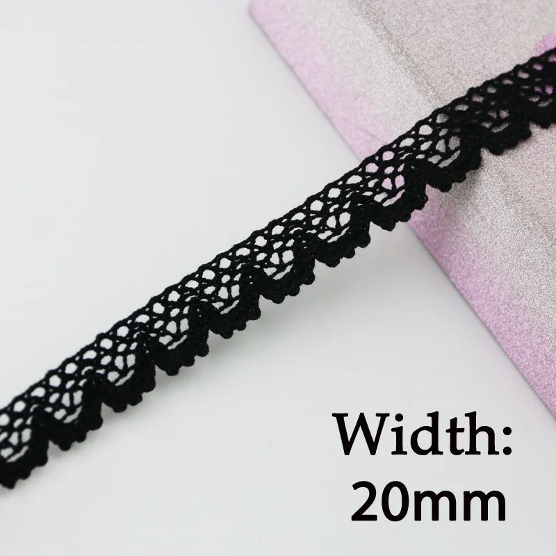 ruban dentelle noir motifs floraux classique 5mètres coton polyester soluble eau