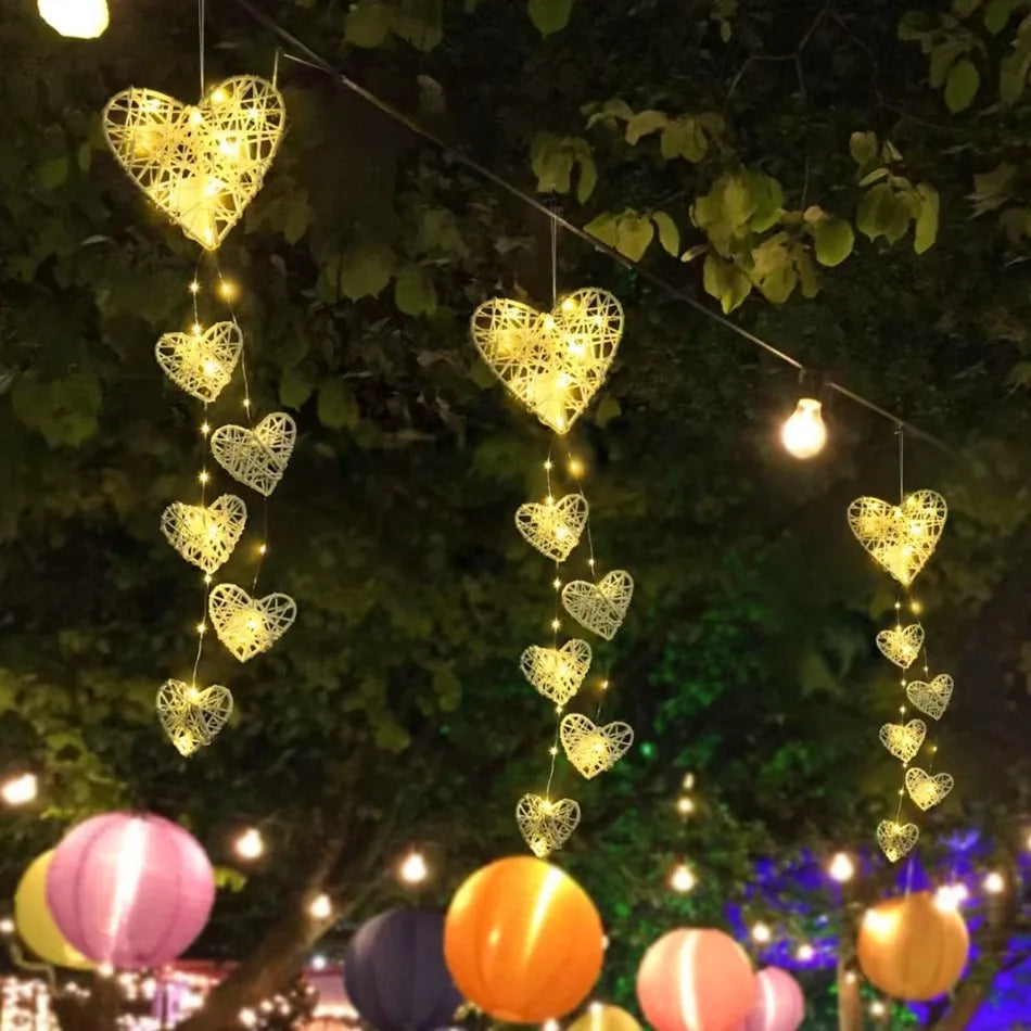 guirlande lumineuse coeurs étoiles feuilles blanche rose rouge décorative artisanale chambre anniversaire