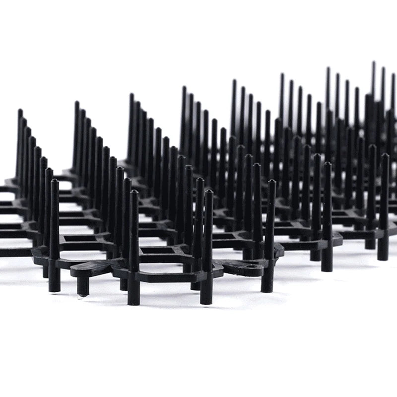 tapis picots anti chats protection plantes noir piquets métalliques fixations utilitairesextérieur