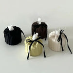 Sac mouchoirs soie rayures franges moderne noir beige clair foncé mouchoirs blancs