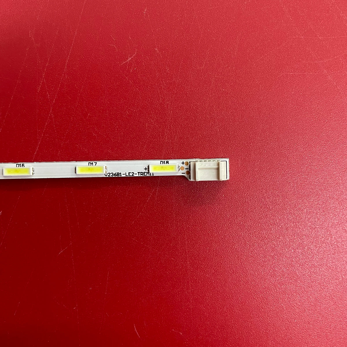 ruban led blanc 18 diodes 310mm moderne 3v non visible cable connexion