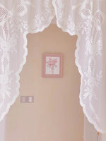 rideau porte dentelle motifs floraux blanc rose shabby chic vintage romantique transparent tringle