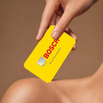 étui carte bancaire adhésif waterproof moderne logo bosch blanc fond noir points cartes crédit