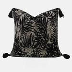 housse coussin motif floral moderne beige noir maison hospitalière respectueux environnement non toxique polyester