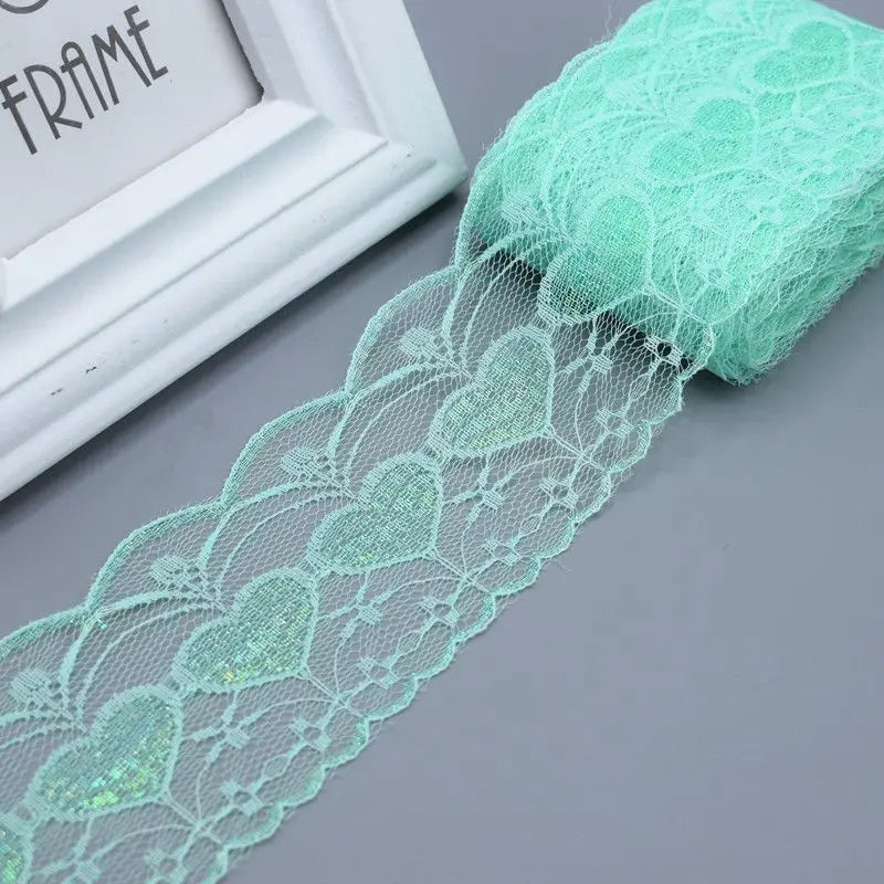 ruban dentelle polyester largeur 75mm couleurs rouge rose vert bleu motifs floraux classique