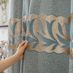 rideau bleu clair feuilles dorées semi transparent moderne élégant salon chambre coucher hospitalité