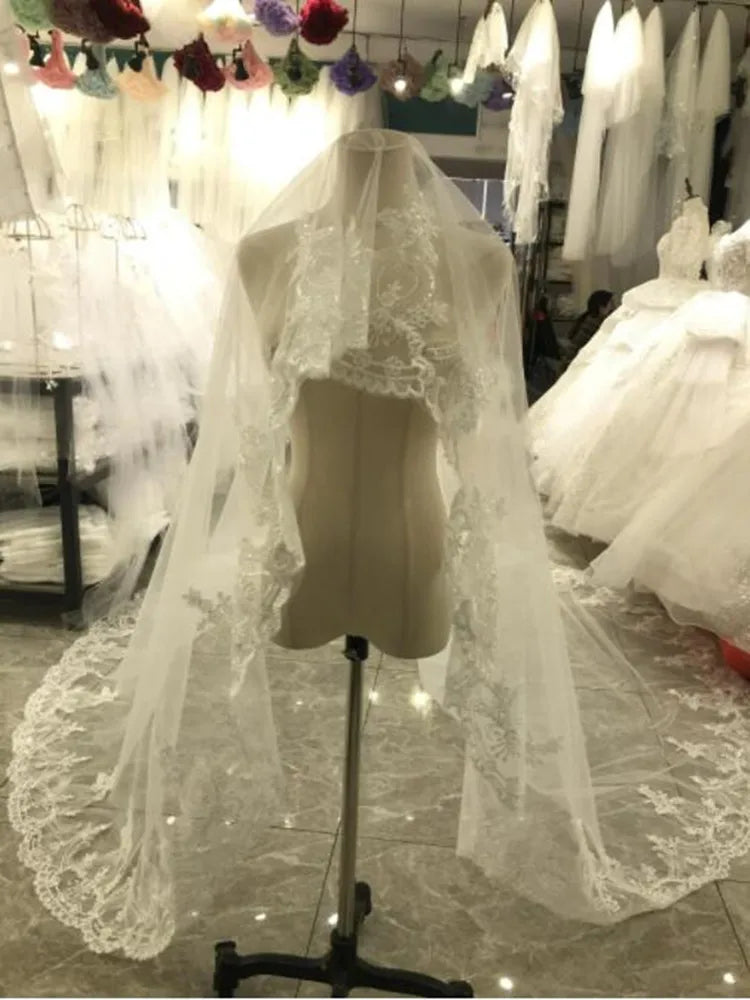 voile mariée blanc dentelle broderie florale classique off white tulle translucide