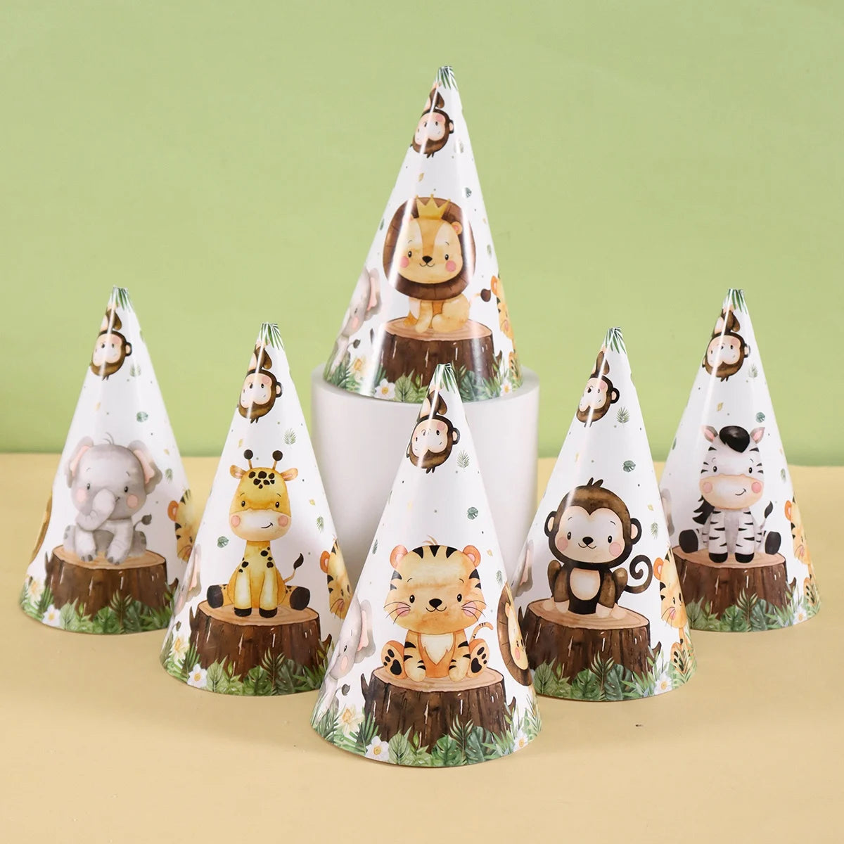 chapeaux coniques animaux dessin animé blanc marron vert anniversaire fête décoration photo six unités