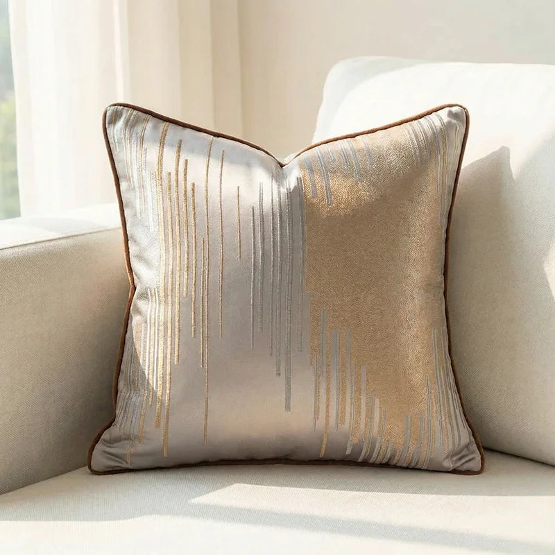 coussin carré jacquard géométrique contemporain beige gris bleu doré polyester 45x45cm
