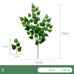 Composition florale avec eucalyptus artificiel