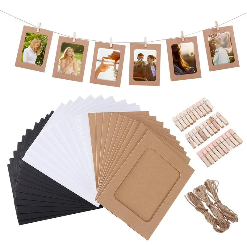 cadres photo carton marron clair noir blanc texture kraft moderne minimaliste clips bois cordelette