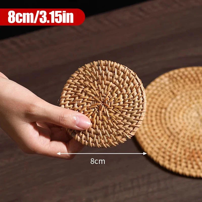tapis rotin naturel assiettes sous verres rustique moderne respectueux environnement