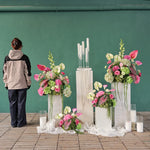 décoration événement mariage anniversaire hydrangea anthurium rose arrangement floral intérieur élégant moderne tropical vases