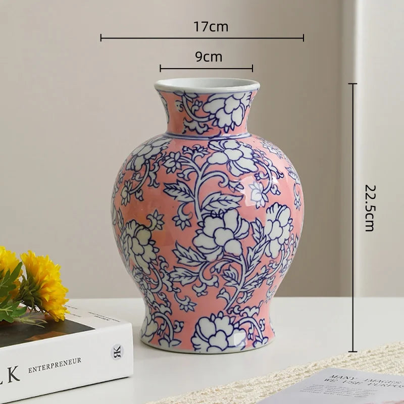 vase porcelaine chinois blanc bleu fleurs feuilles oiseaux géométrique classique floral table decoration