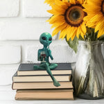 statue alien résine vert turquoise assis verre vin rouge décoration maison humoristique science fiction