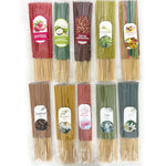bâtonnets d'encens traditionnels bois santal parfums fleurs herbes intérieur maison