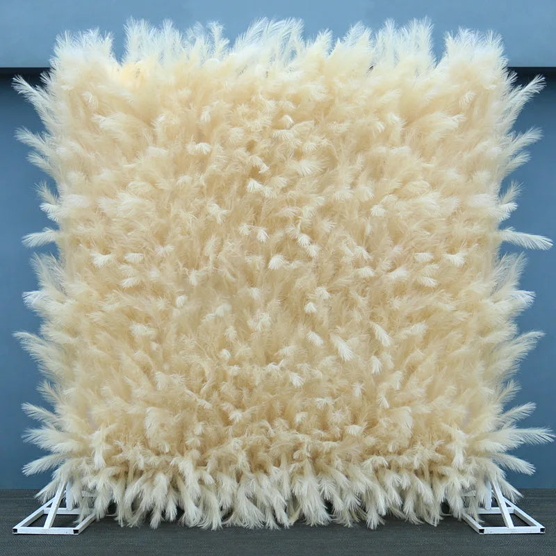 rideau plumes naturelles beige blanc décoration murale fleurs mariage fête décor rustique intérieur