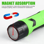 lampe torche rechargeable led vert noir collier boutons moderne pratique