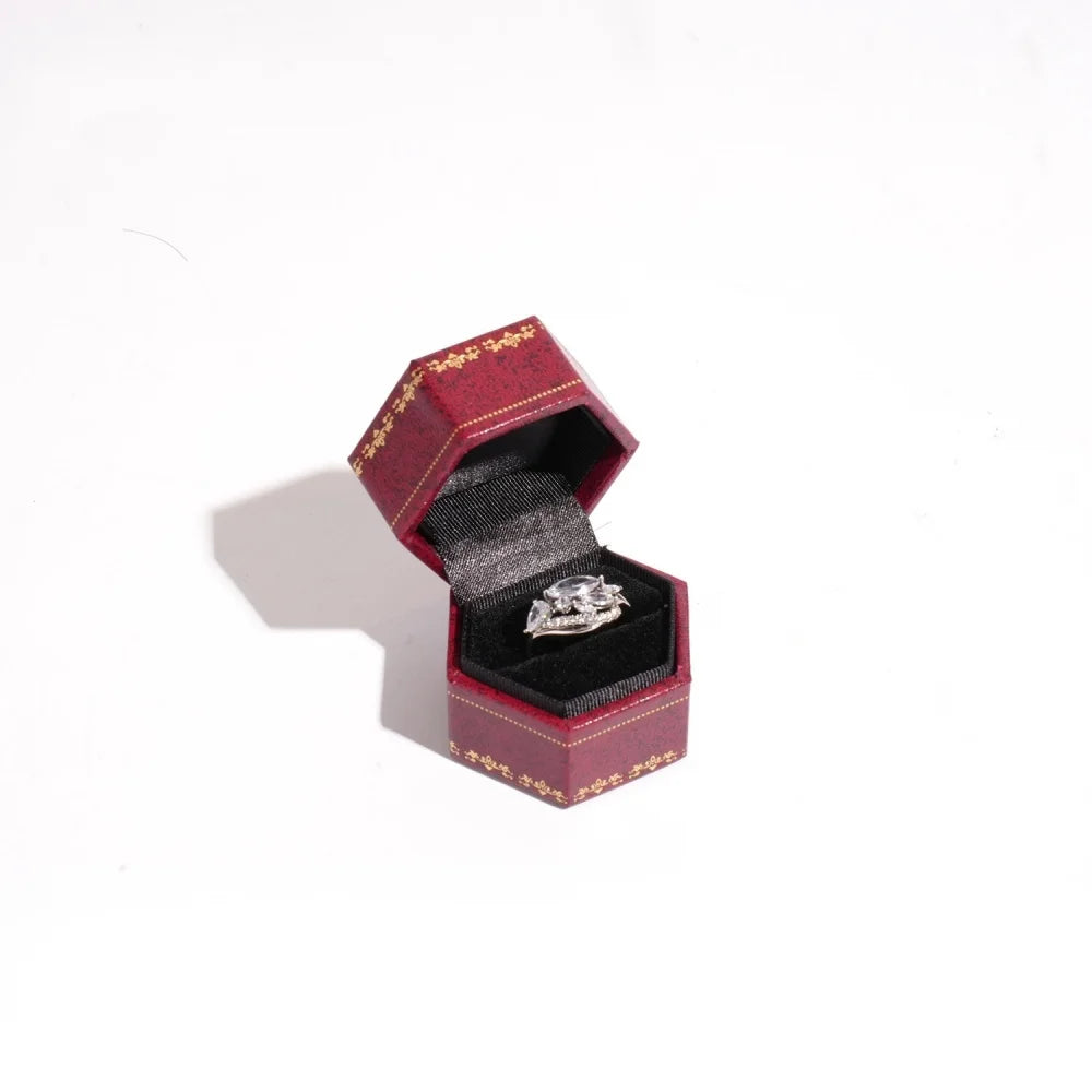 boîte rangement velours bague élégante strass classique or argent diamants carrousel floral compact sécuritézipcodeignore