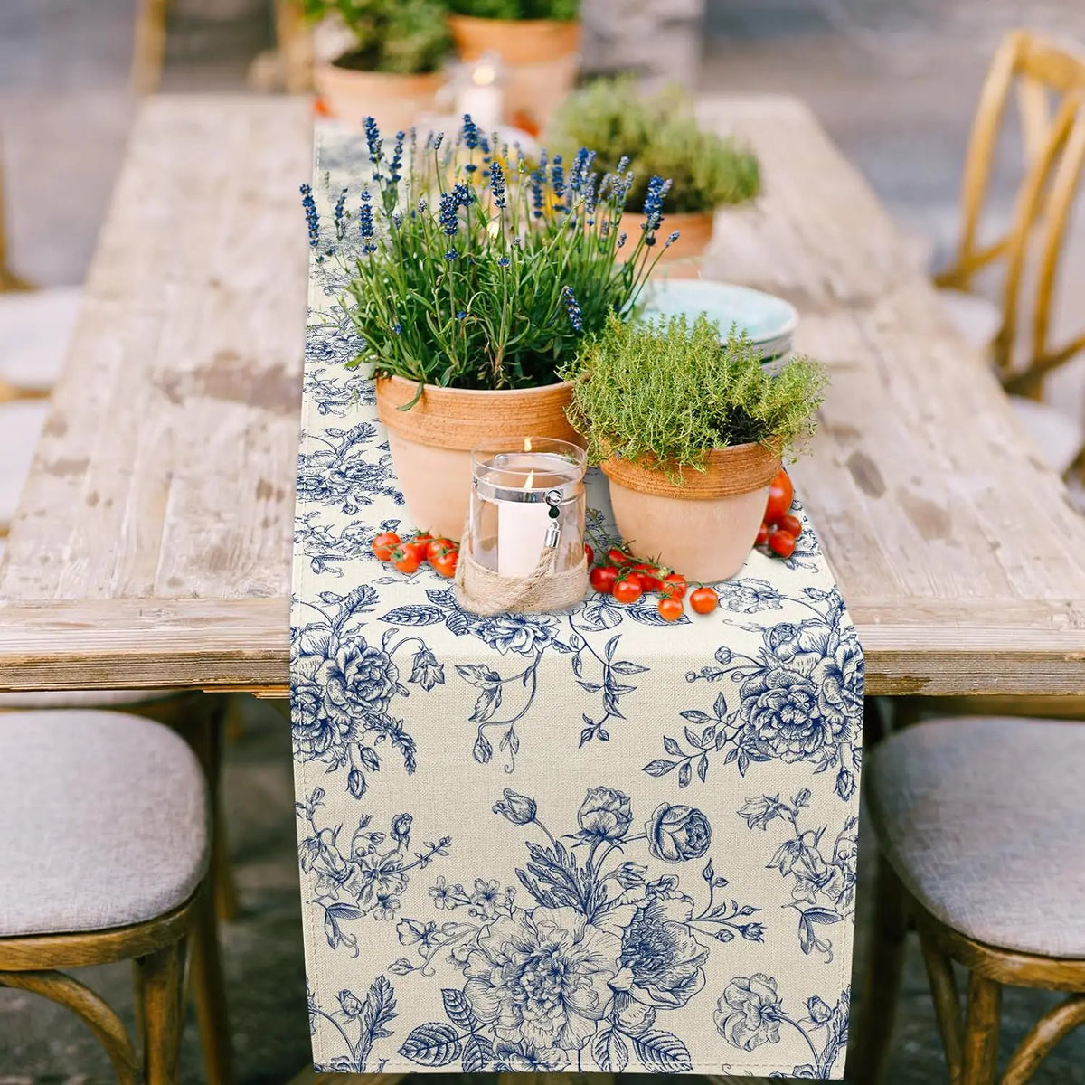 chemin table lin fleurs bleues toile jouy decoration maison beige opaque