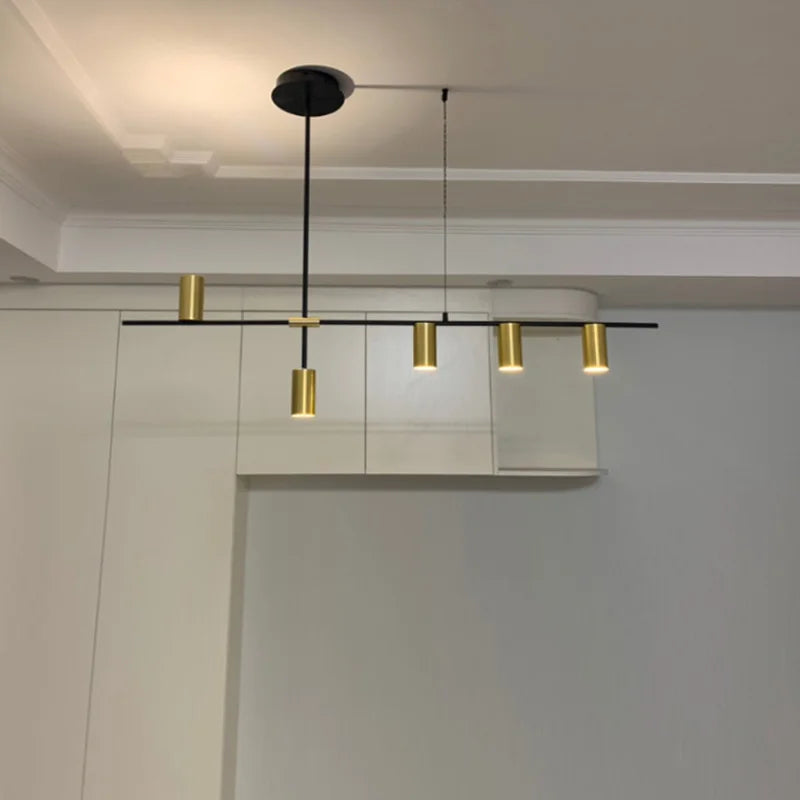 Lustre moderne avec abat-jour en aluminium