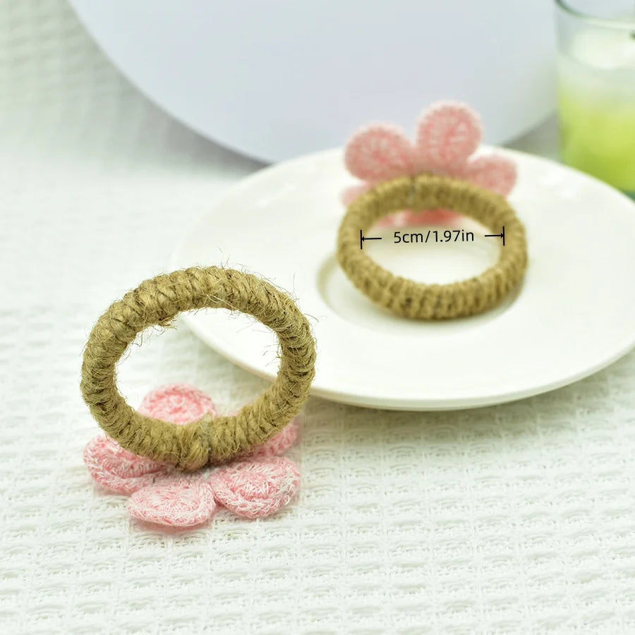 porte serviettes décoratifs fleurs crochetées corde tressée rose beige blanc rustique floral