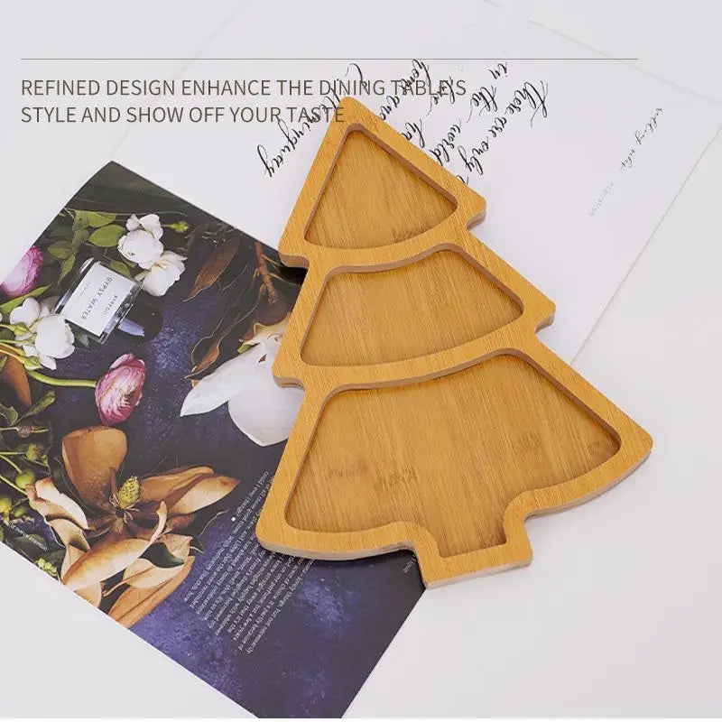 assiettes bois naturel modernes compartiments fruits secs décoration festive collations rubans étiquettes autocollantes