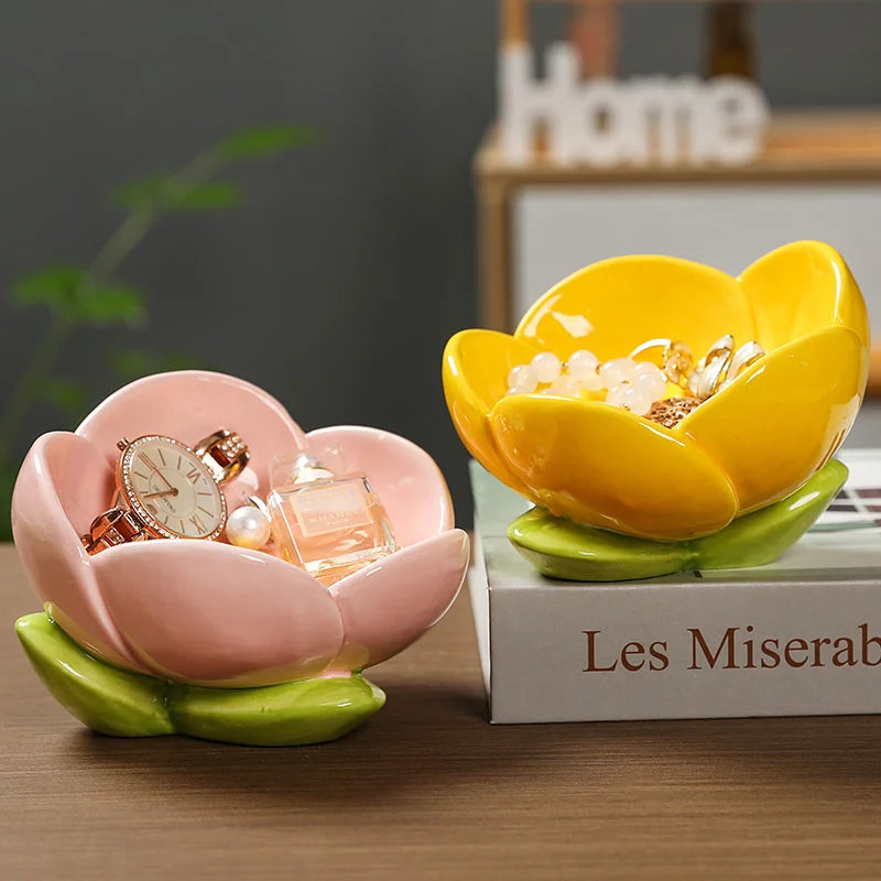 plateau décoratif forme fleur rose verte bijoux montres dimension 8.4cm hauteur 10.7cm largeur floral