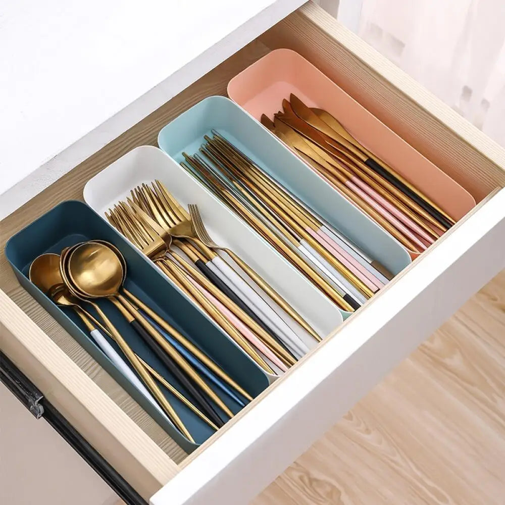 boîtes rangement réutilisables plastique moderne rose bleu blanc minimalistes multifonctionnelles cosmétiques cuillères fourchettes assiettes