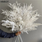 bouquet fleurs artificielles blanches bohèmes intérieur décoration élégante composition florale tiges apparentes