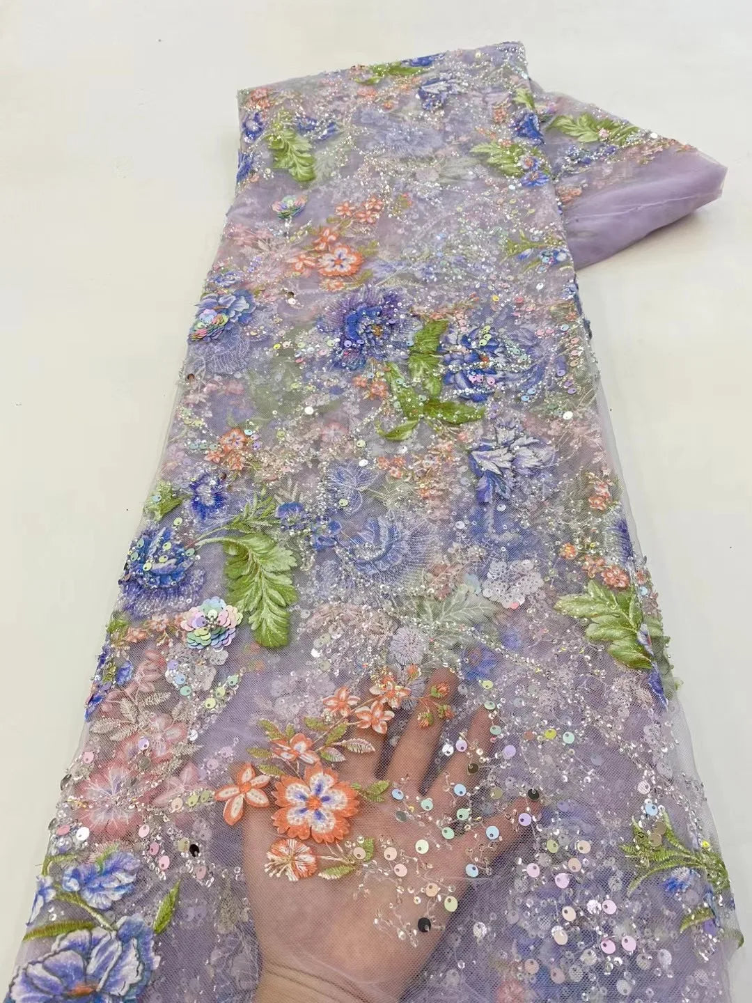 tissu dentelle floral sequins multicolore brodé polyester coton translucide robe mariage paillette couture environnementalité