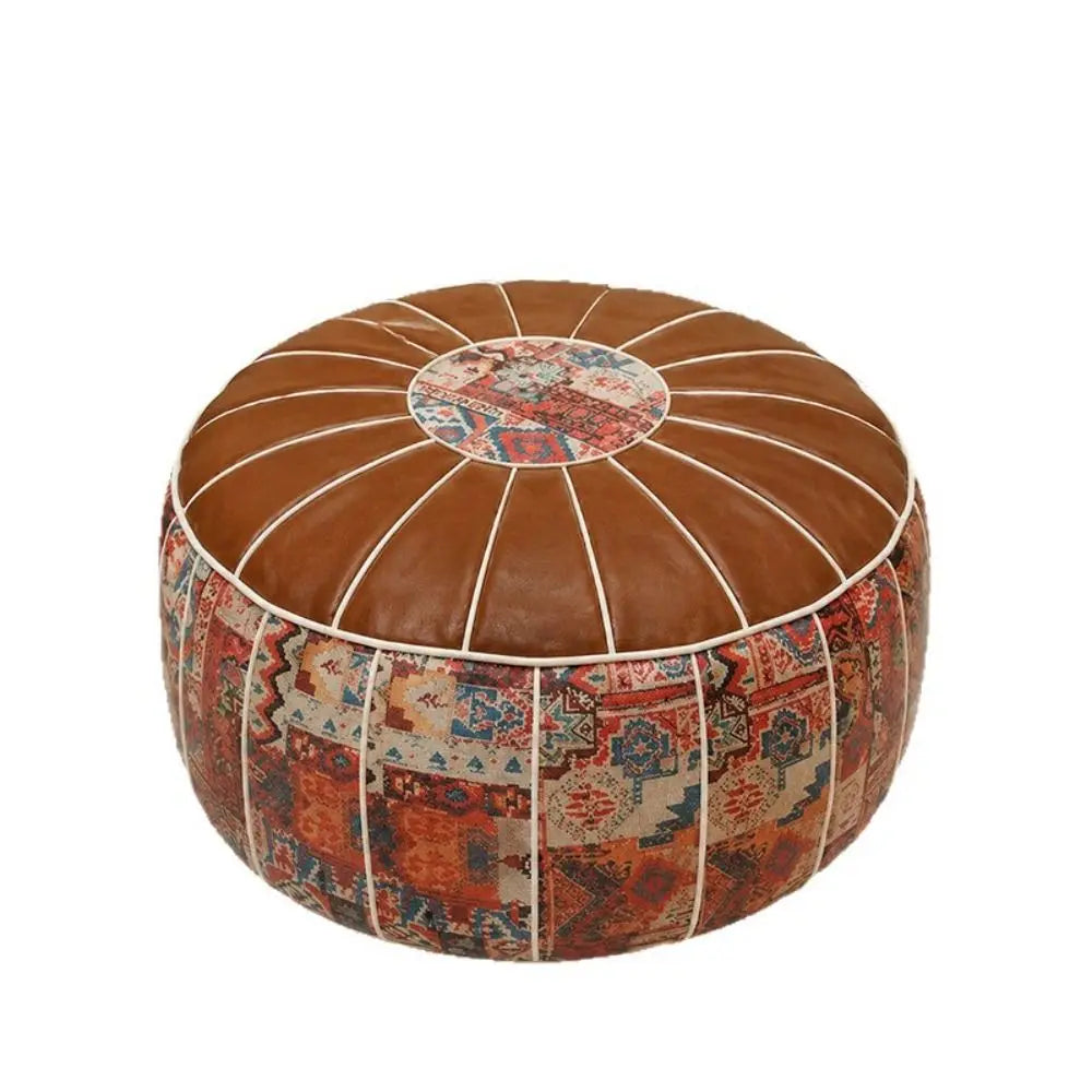 pouf boho chic patchwork motifs géométriques marron clair rouge bleu noir rond