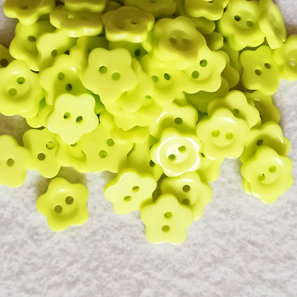 boutons résine fleurs multicolores simples lavables écologiques sans nickel 100pcs⌀1.2cm