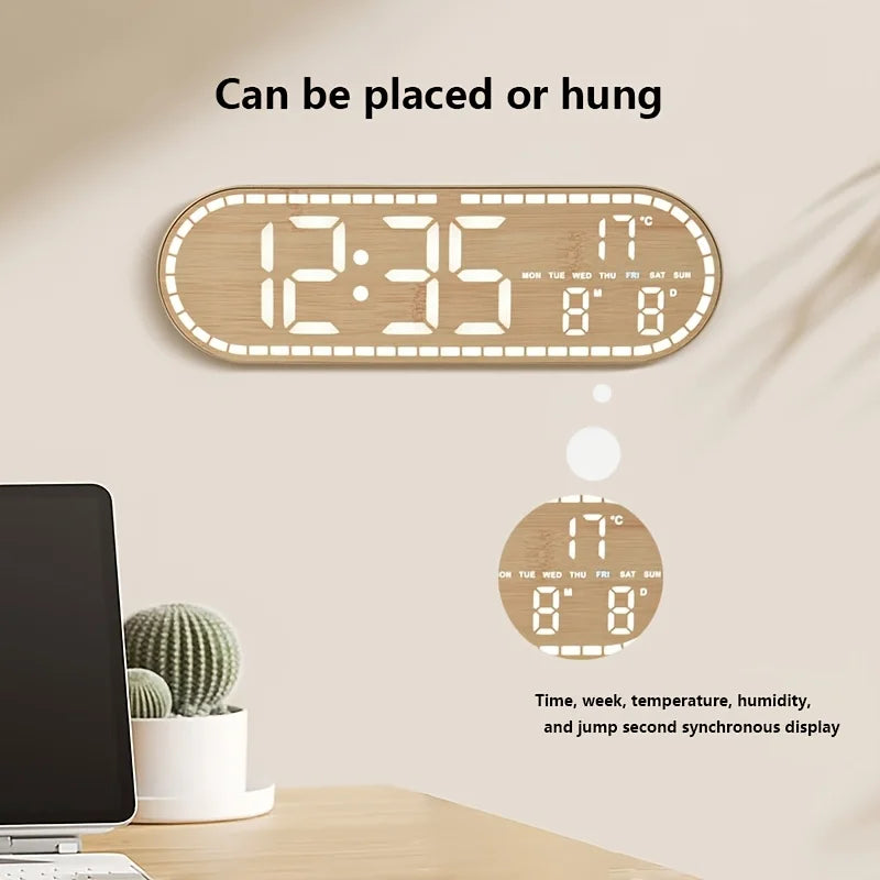 horloge numérique moderne bois naturel affiche heure date température humidité salon minimaliste