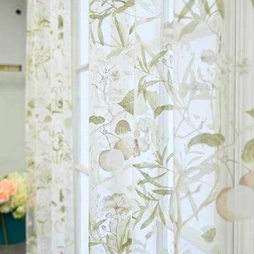 rideau tulle transparent blanc fleurs vertes motif romantique moderne fenêtre salon