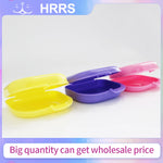 boîtes conservation prothèses dentaires violet bleu jaune rose blanc vert clips pratique compact